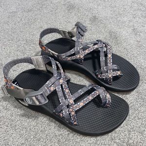 Women’s Chaco Sandals Size 8
